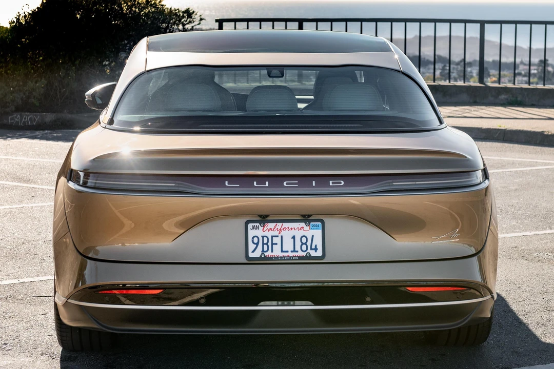 2022 Lucid Air - Image 5 of 31