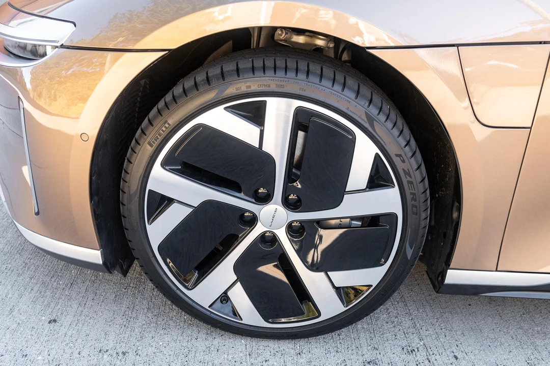 2022 Lucid Air - Image 30 of 31
