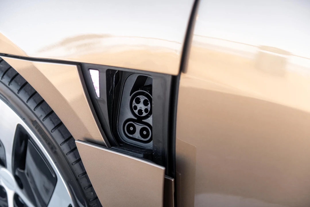 2022 Lucid Air - Image 19 of 31