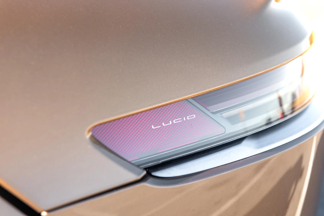 2022 Lucid Air - Image 25 of 31