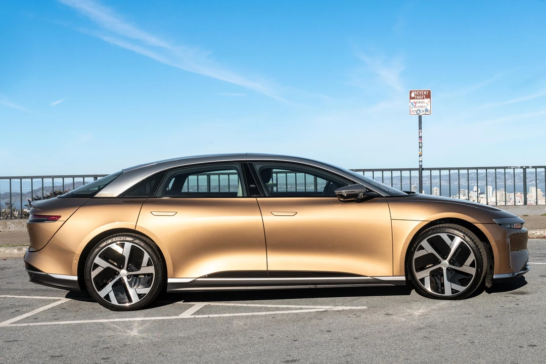 2022 Lucid Air - Image 8 of 31