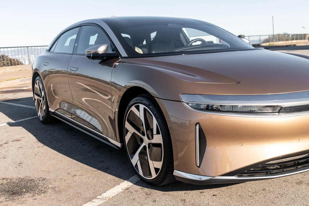 2022 Lucid Air - Image 10 of 31