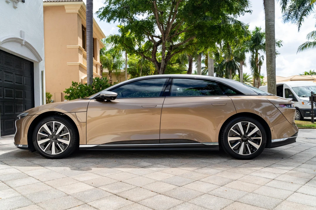 2022 Lucid Air - Image 7 of 31