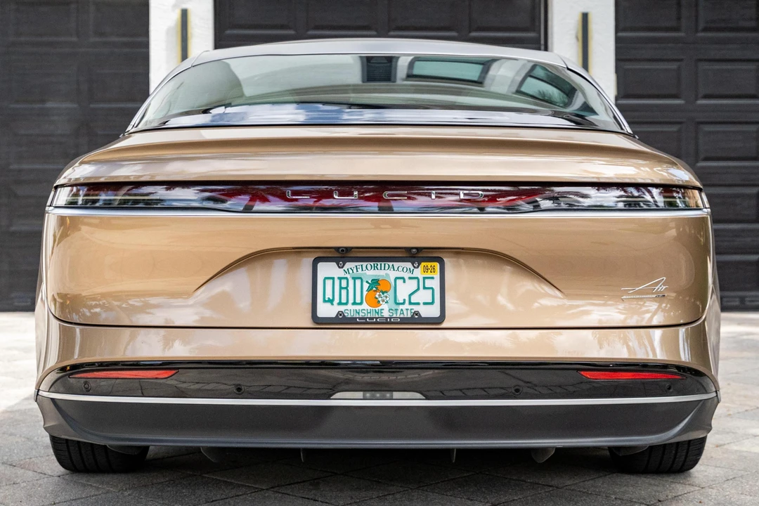 2022 Lucid Air - Image 5 of 31