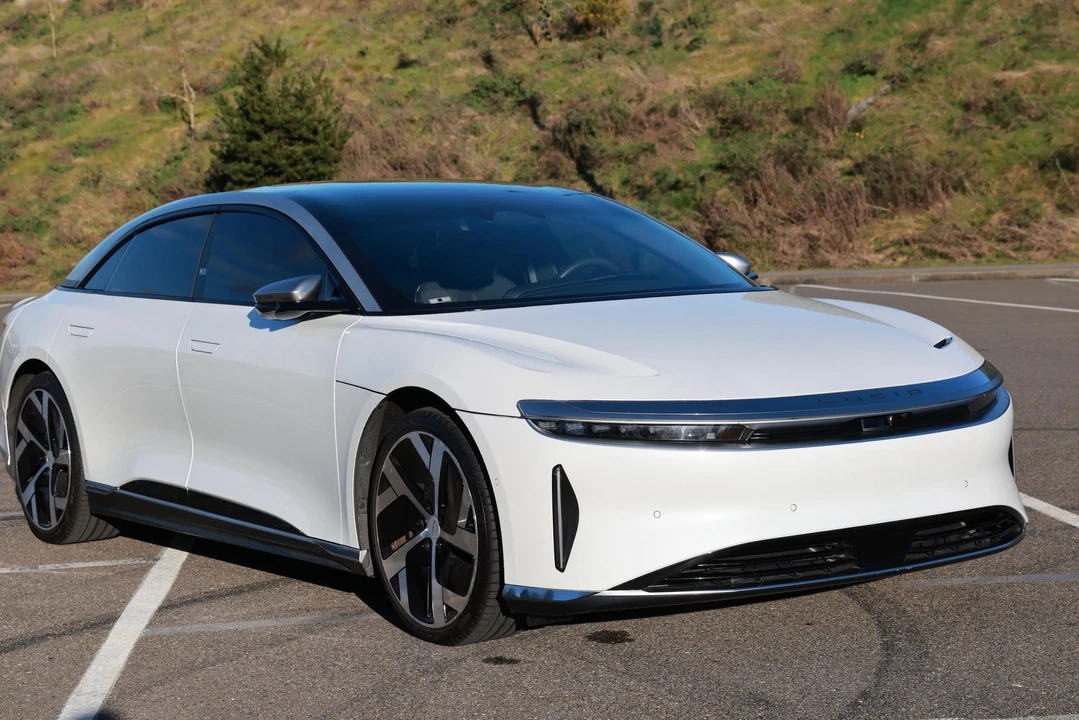 2022 Lucid Air - Image 24 of 31