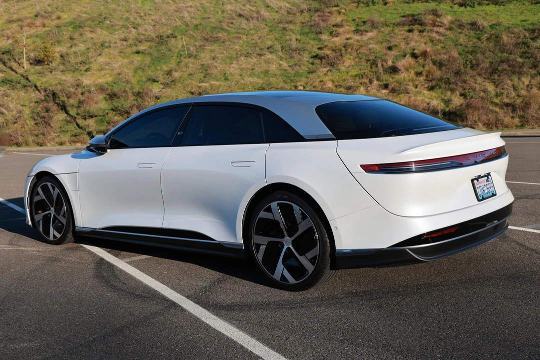2022 Lucid Air - Image 13 of 31