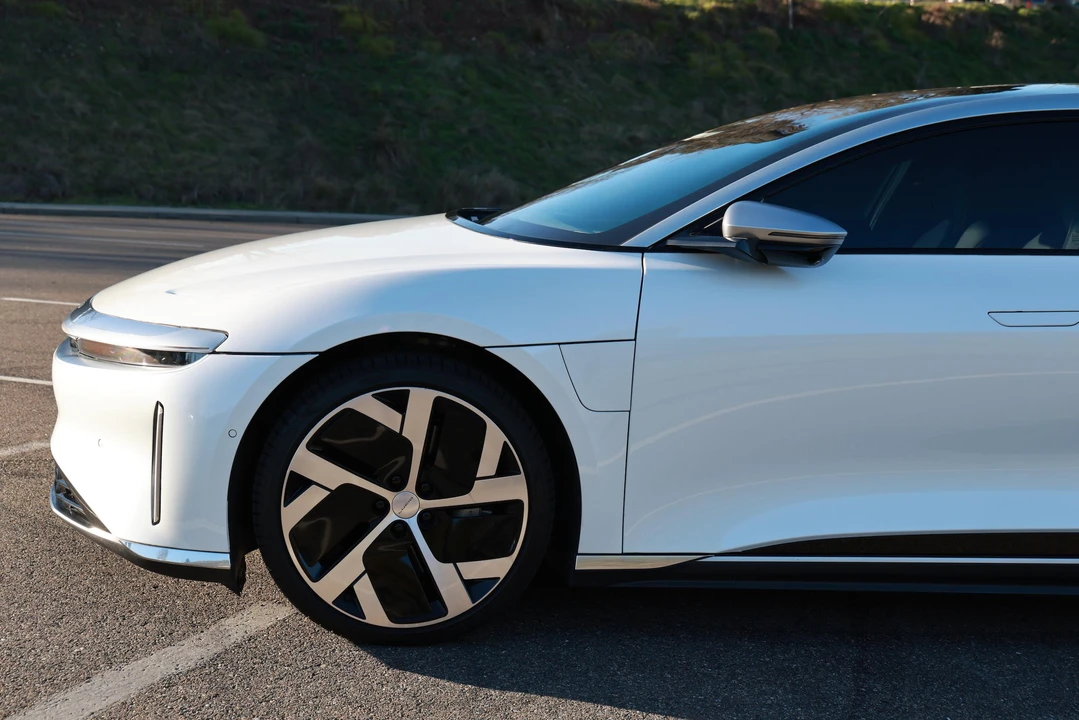 2022 Lucid Air - Image 31 of 31