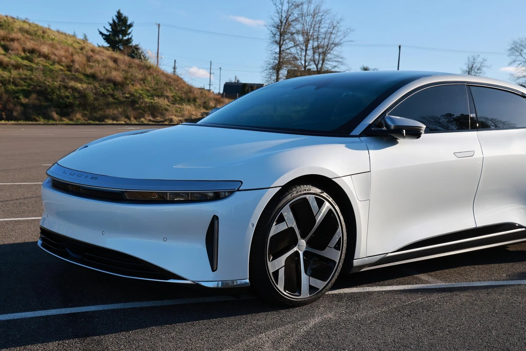 2022 Lucid Air - Image 30 of 31