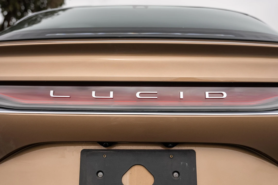 2022 Lucid Air - Image 15 of 31