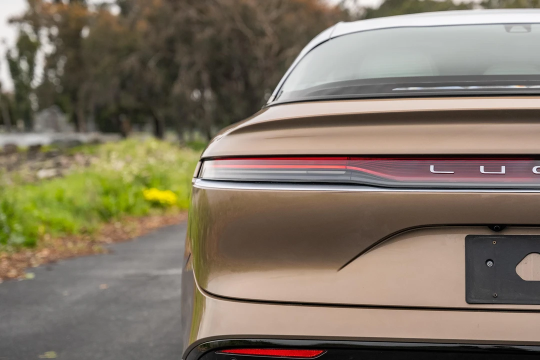 2022 Lucid Air - Image 14 of 31