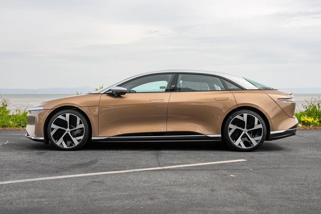 2022 Lucid Air - Image 7 of 31