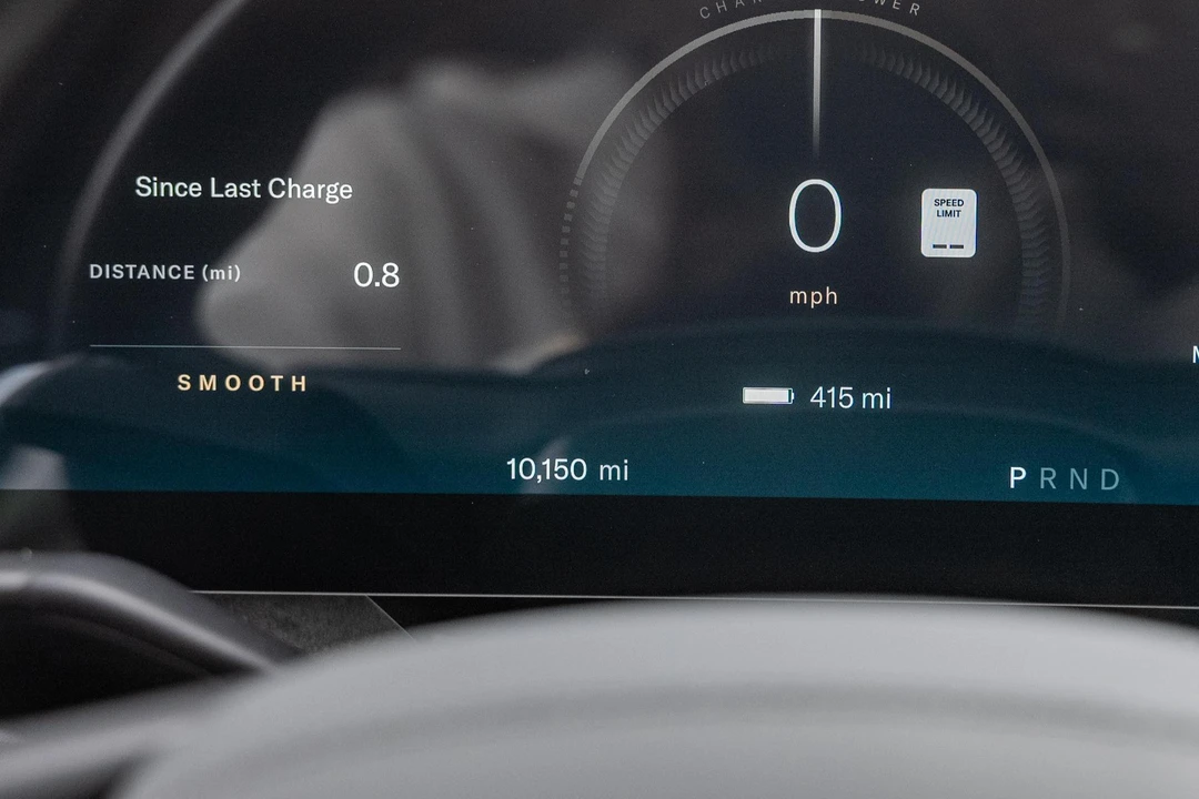 2022 Lucid Air - Image 26 of 31