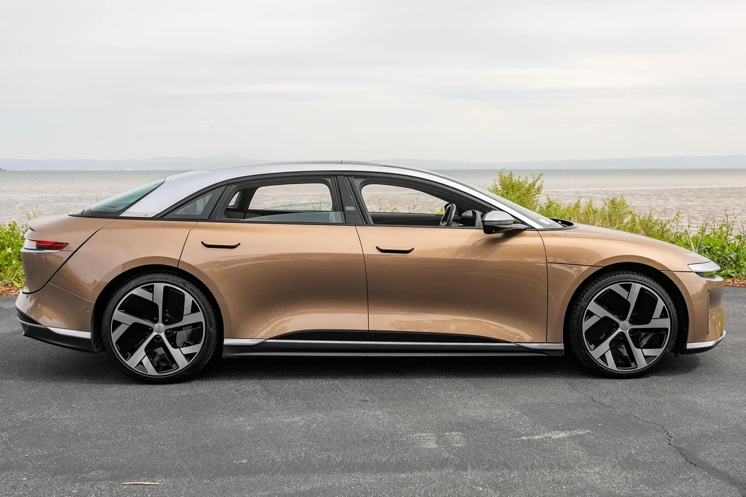 2022 Lucid Air - Image 3 of 31