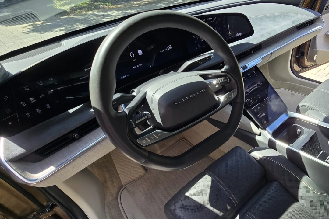 2022 Lucid Air - Image 6 of 6