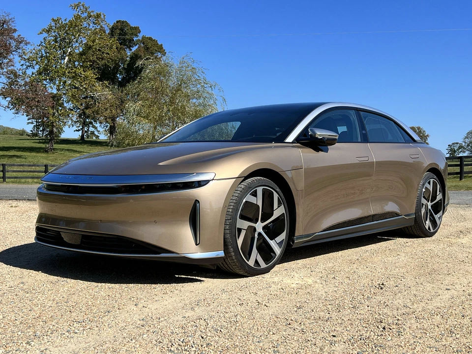2022 Lucid Air - Image 11 of 31
