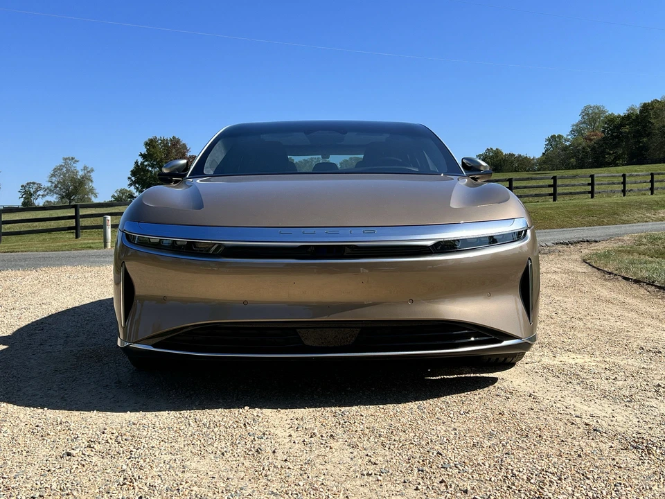 2022 Lucid Air - Image 13 of 31
