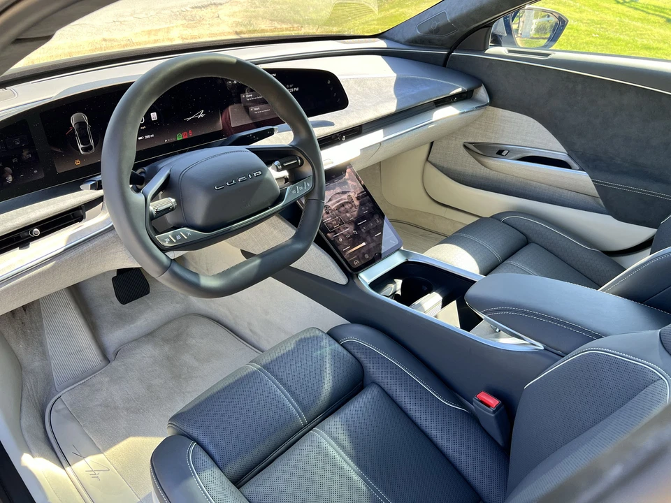 2022 Lucid Air - Image 22 of 31