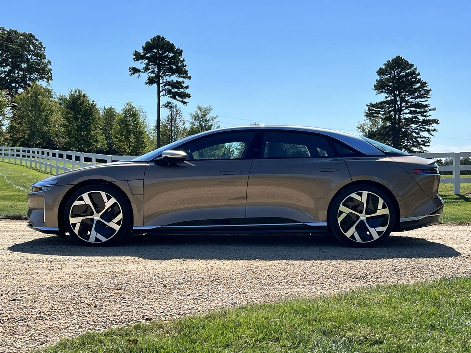 2022 Lucid Air - Image 4 of 31