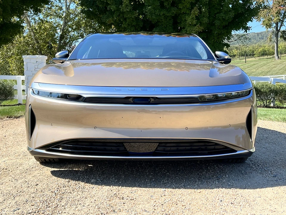 2022 Lucid Air - Image 8 of 31