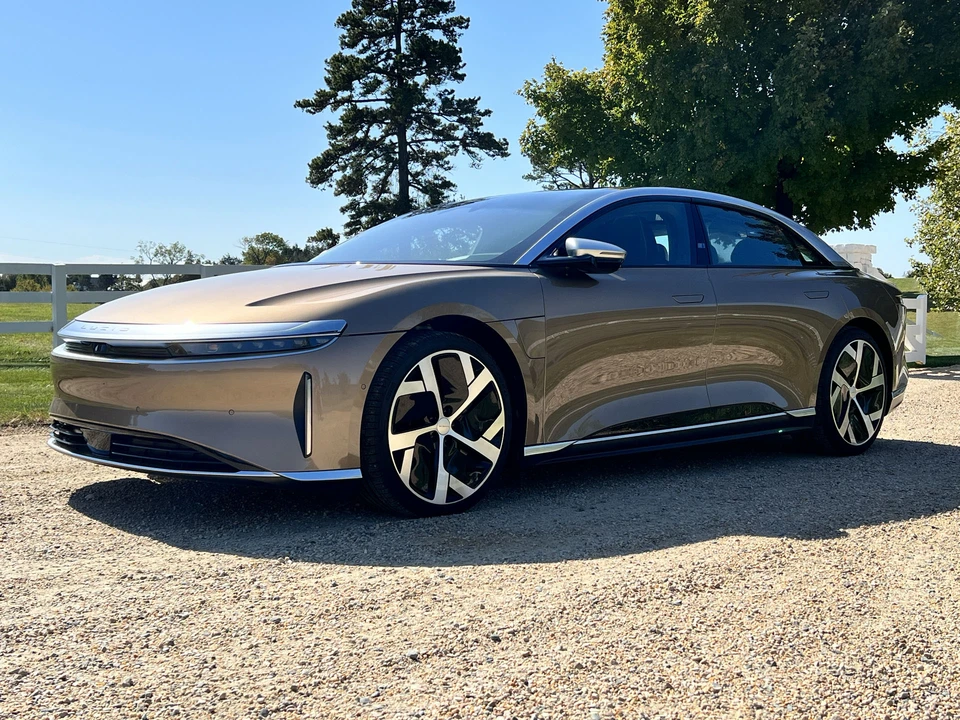 2022 Lucid Air - Image 10 of 31