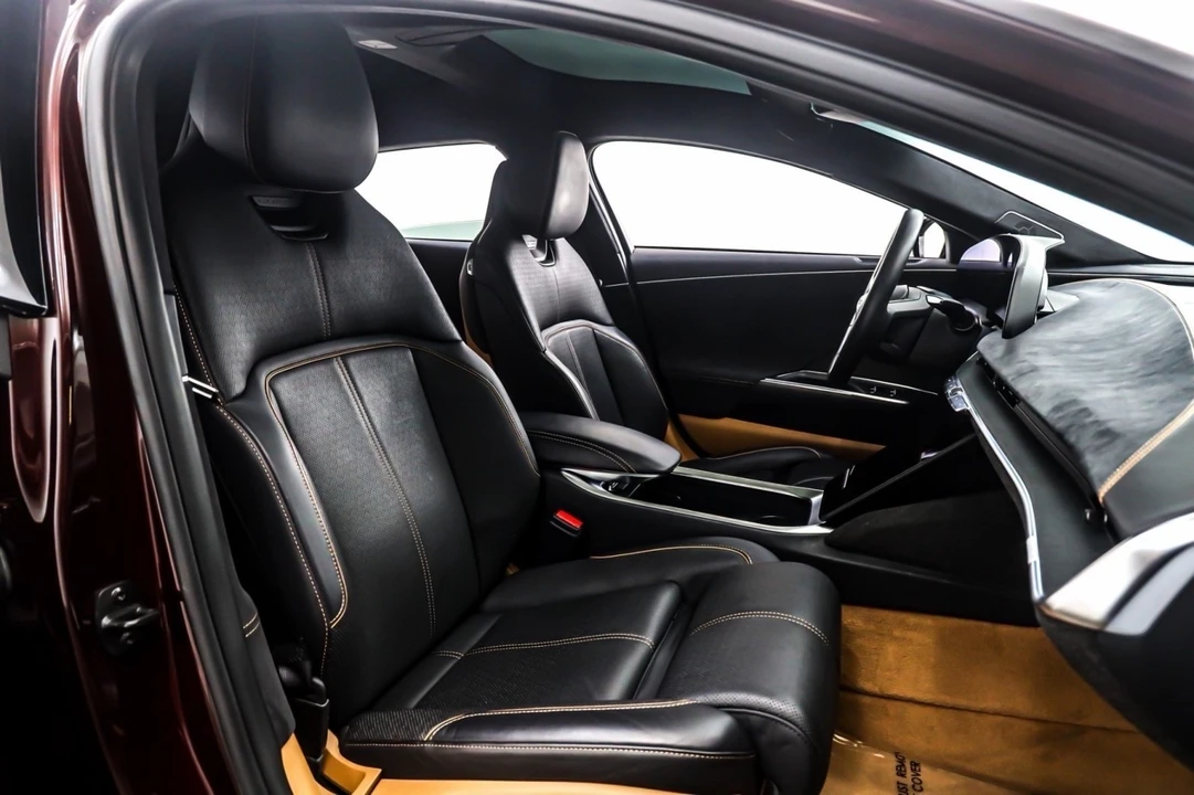 2022 Lucid Air - Image 10 of 14