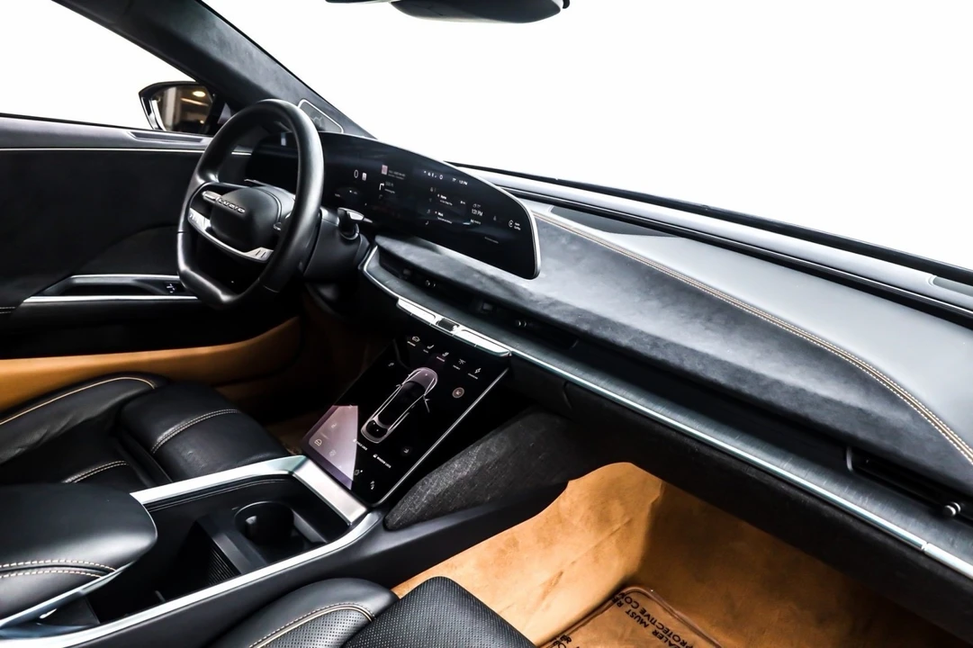 2022 Lucid Air - Image 8 of 14