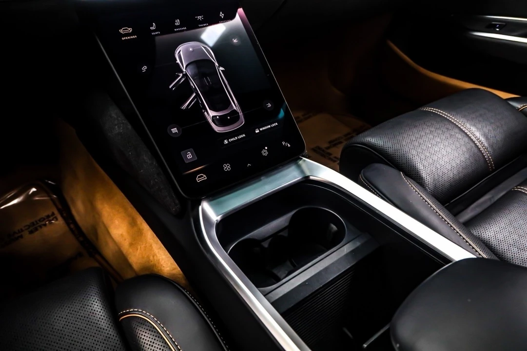 2022 Lucid Air - Image 11 of 14