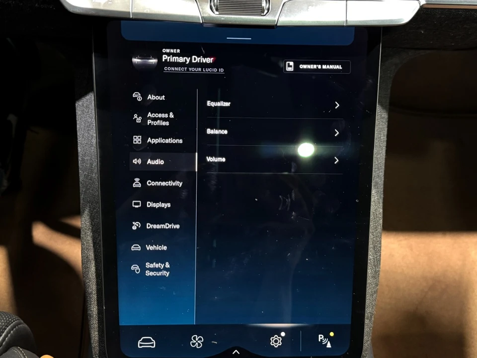 2022 Lucid Air - Image 16 of 21