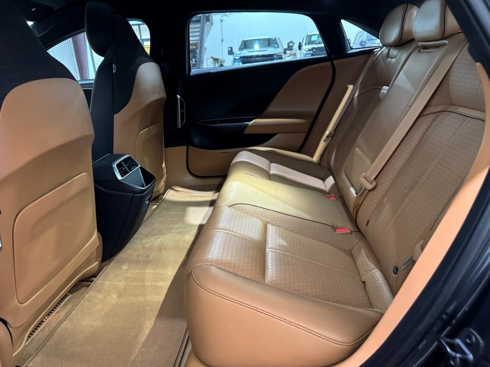 2022 Lucid Air - Image 3 of 21