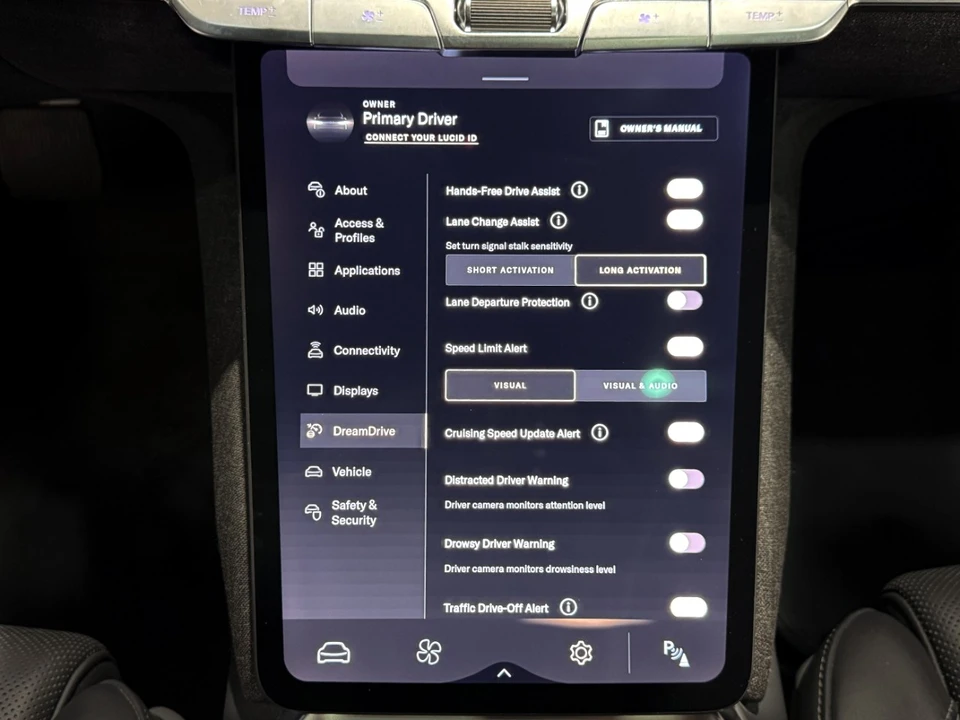 2022 Lucid Air - Image 18 of 21