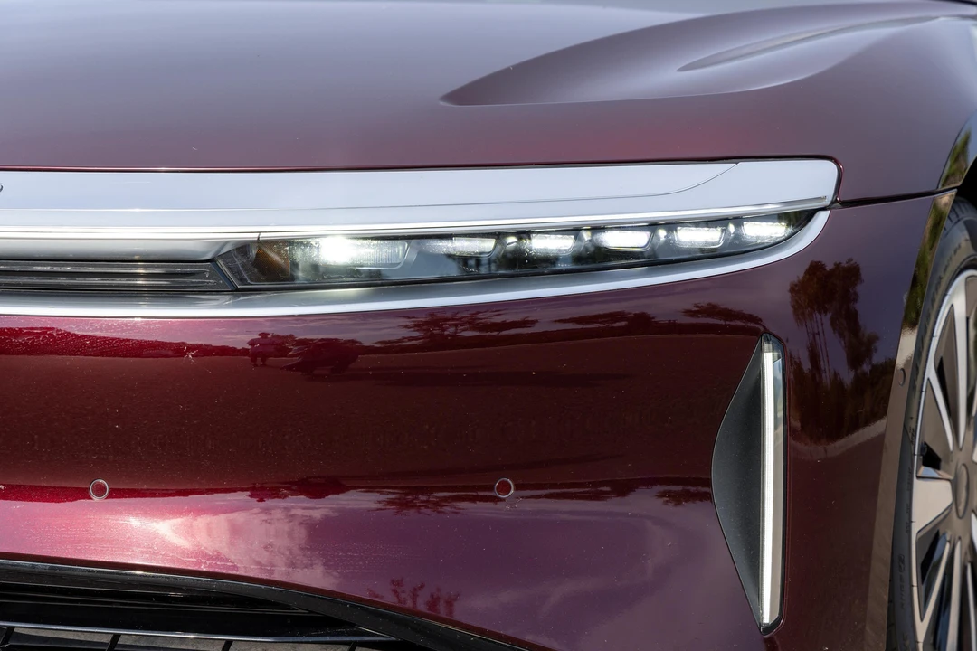 2022 Lucid Air - Image 15 of 31