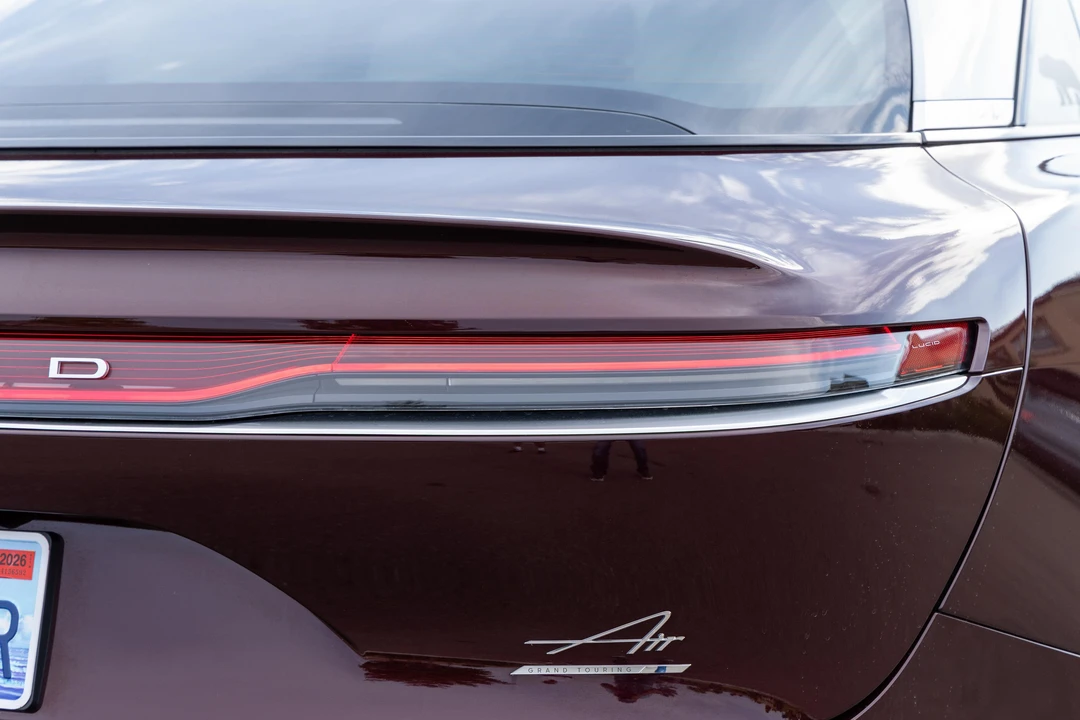 2022 Lucid Air - Image 25 of 31