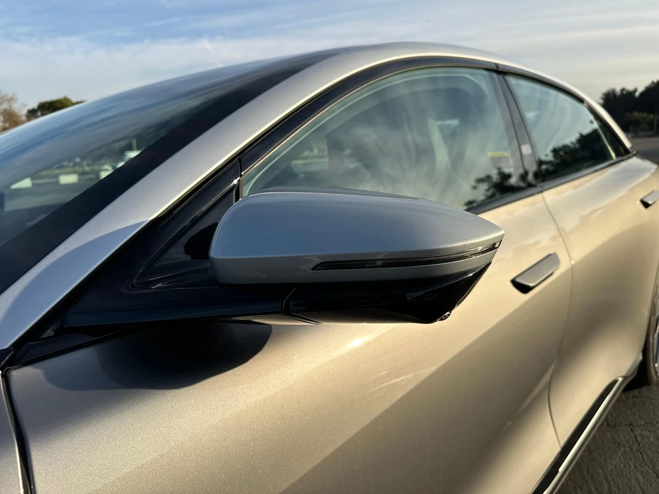 2022 Lucid Air - Image 17 of 31
