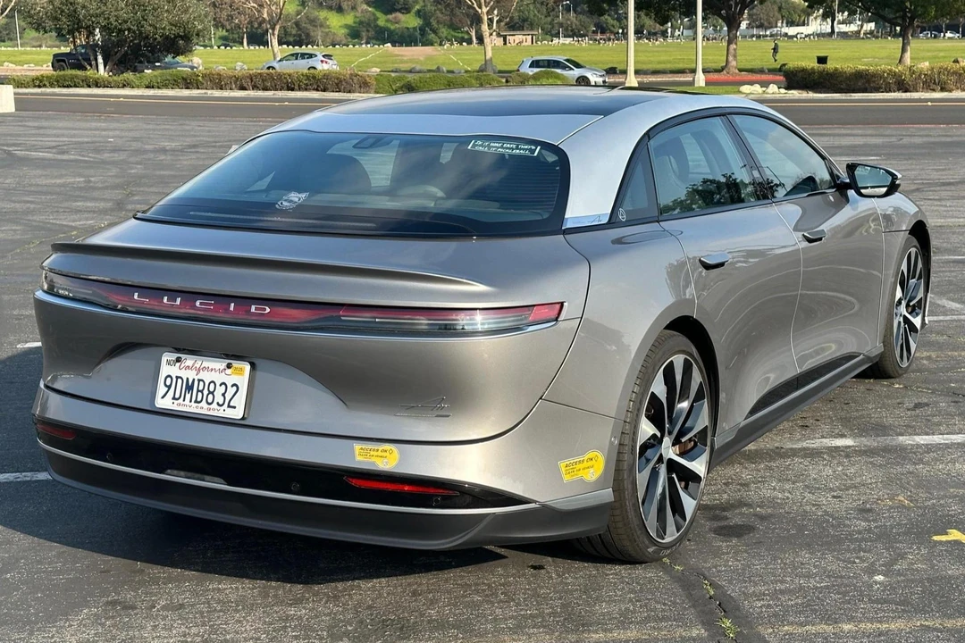 2022 Lucid Air - Image 5 of 31