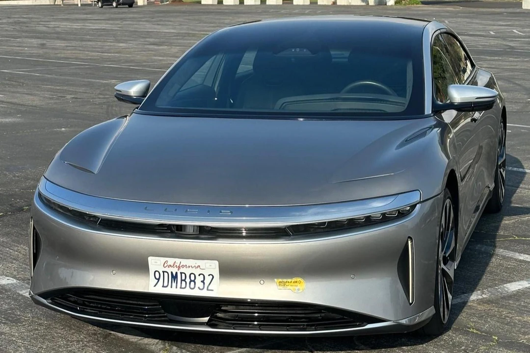 2022 Lucid Air - Image 8 of 31
