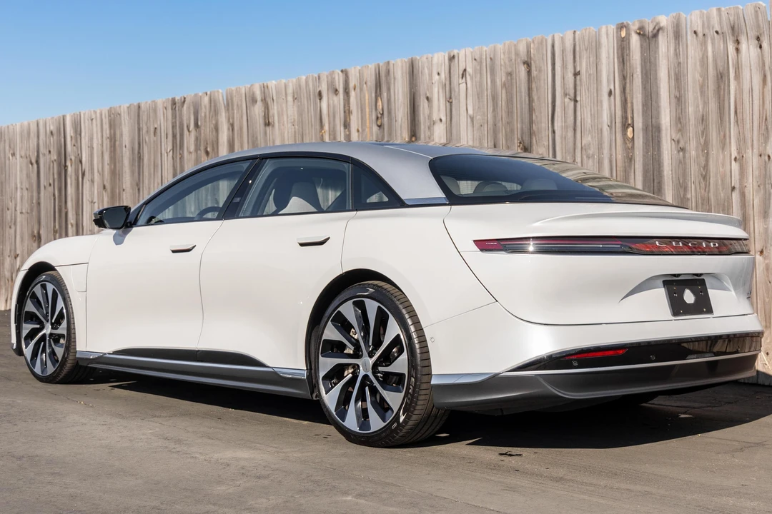 2022 Lucid Air - Image 4 of 31