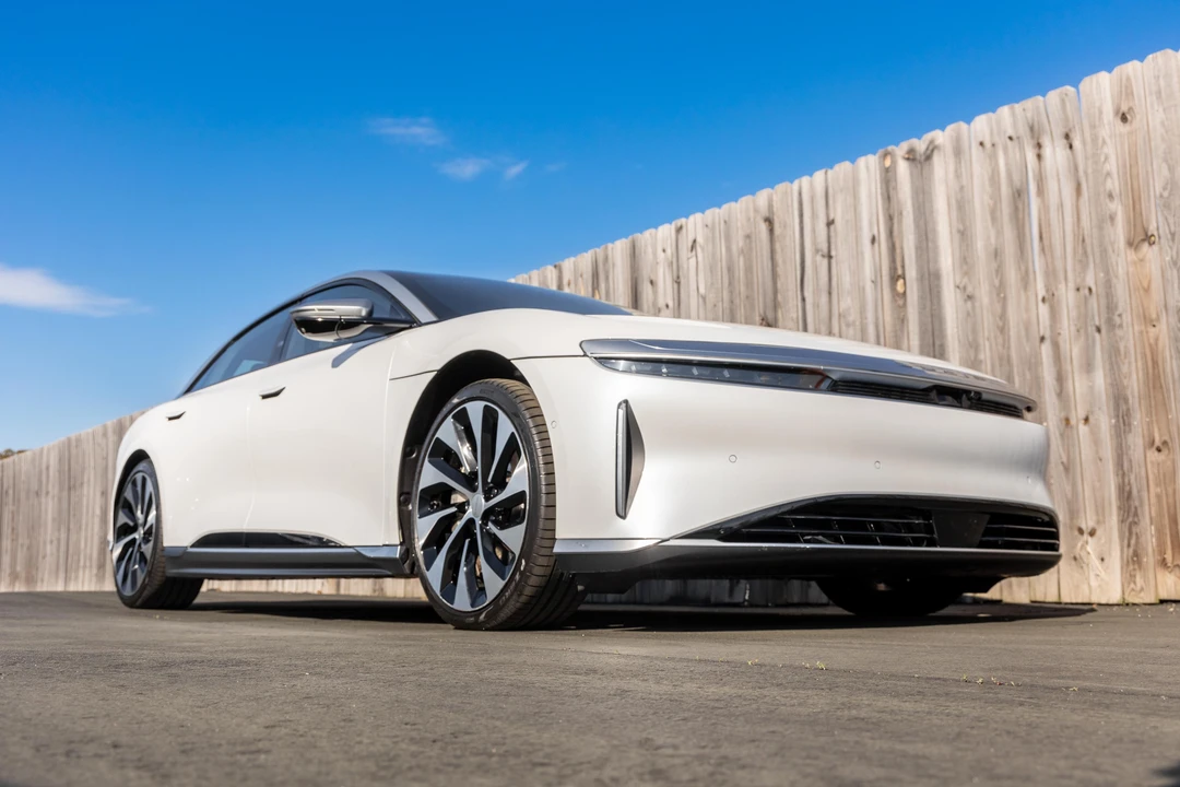 2022 Lucid Air - Image 15 of 31