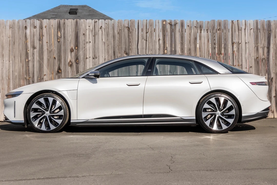 2022 Lucid Air - Image 3 of 31