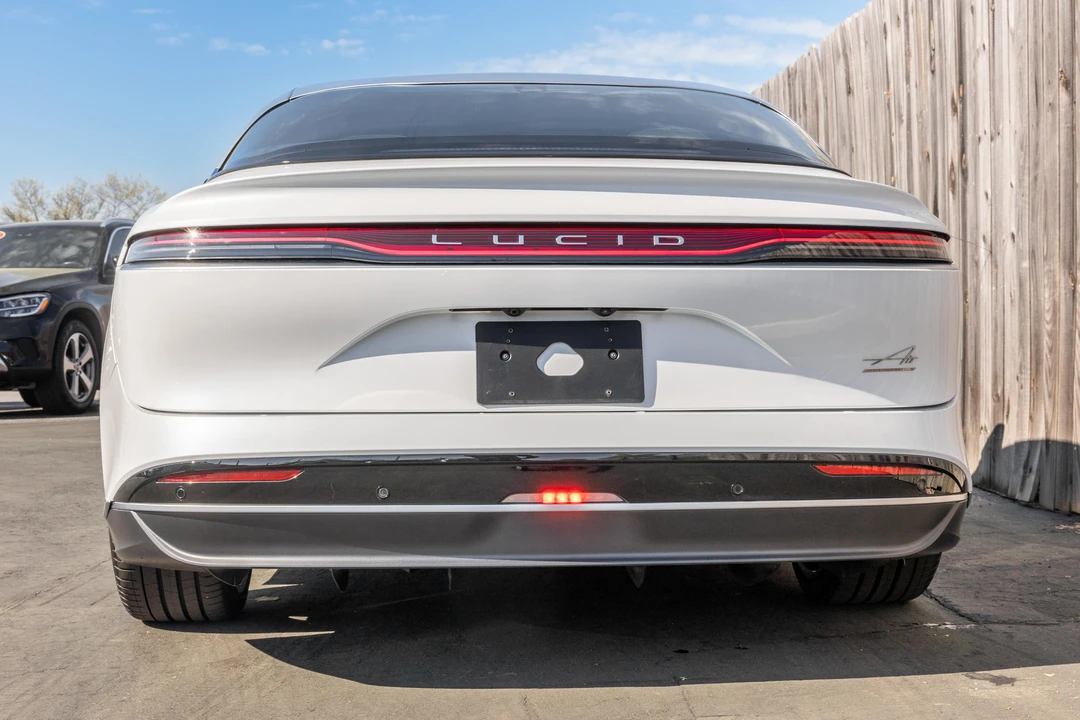 2022 Lucid Air - Image 9 of 31