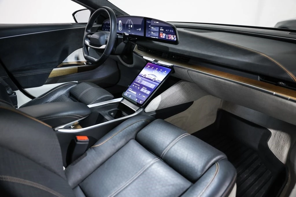 2022 Lucid Air - Image 19 of 21