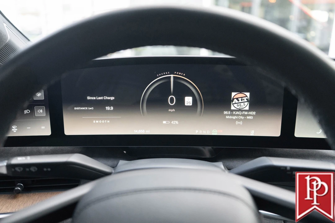 2022 Lucid Air - Image 17 of 21