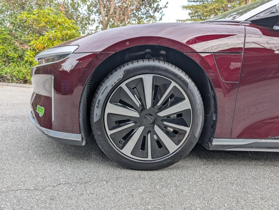 2022 Lucid Air - Image 14 of 31
