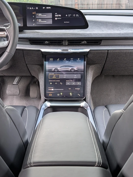2022 Lucid Air - Image 29 of 31