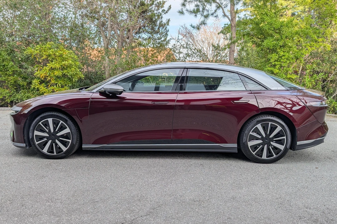 2022 Lucid Air - Image 3 of 31