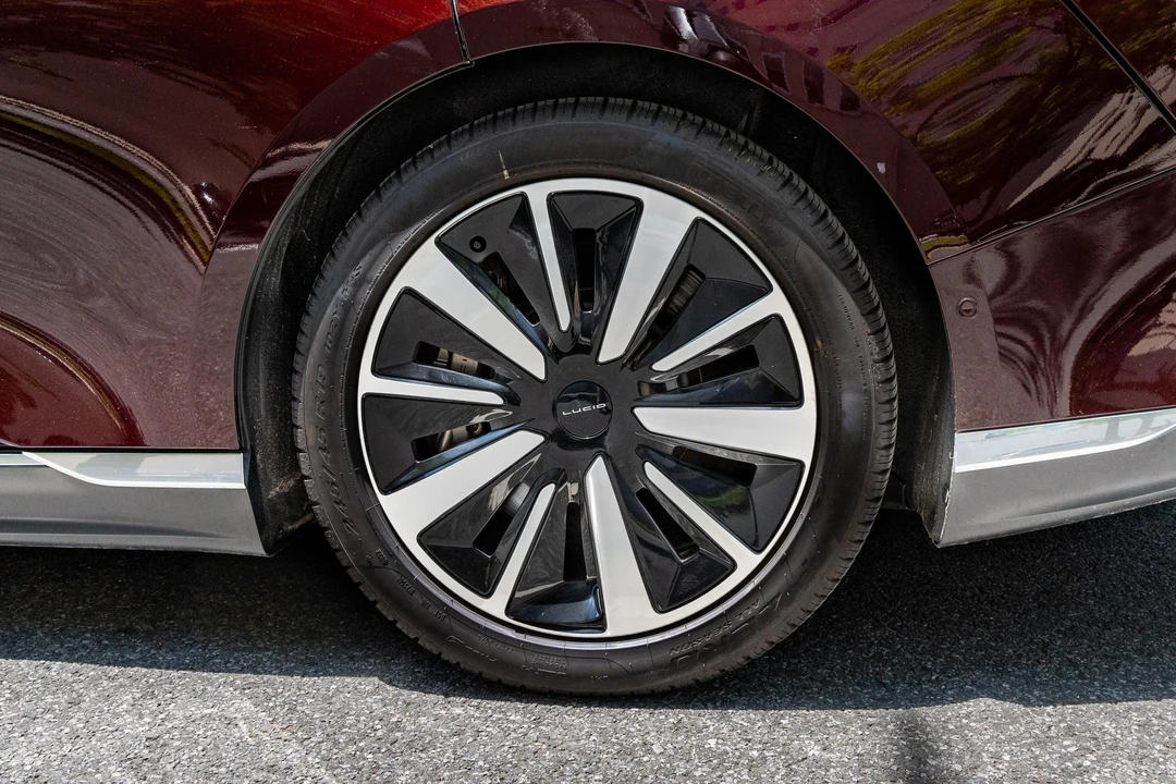 2022 Lucid Air - Image 24 of 31