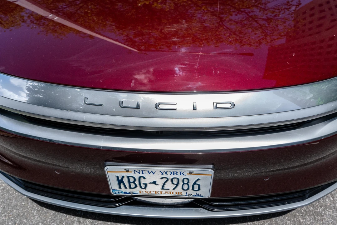 2022 Lucid Air - Image 11 of 31