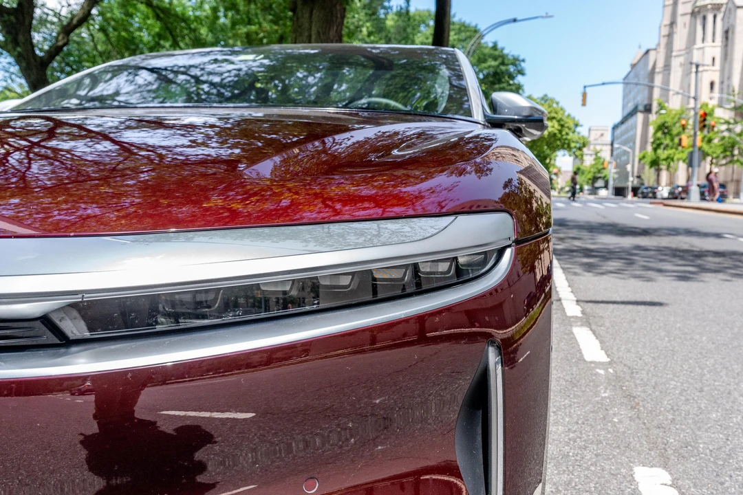 2022 Lucid Air - Image 12 of 31