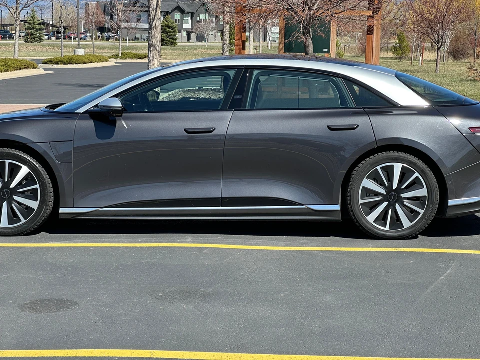 2022 Lucid Air - Image 15 of 31