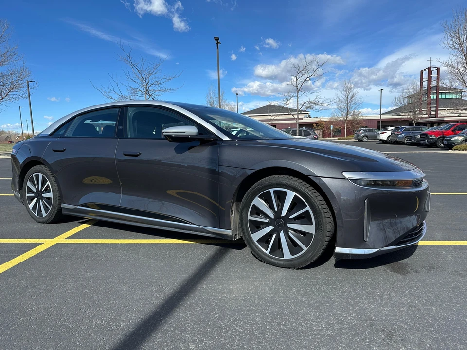 2022 Lucid Air - Image 11 of 31