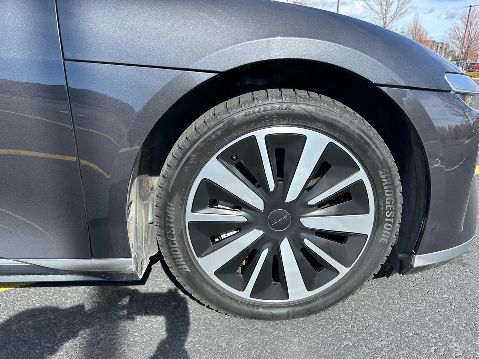 2022 Lucid Air - Image 27 of 31
